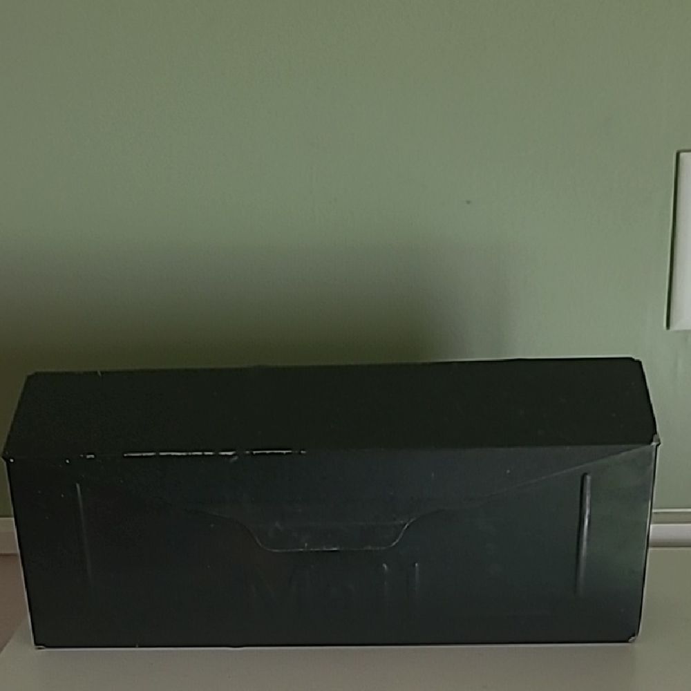 Black Mail Box